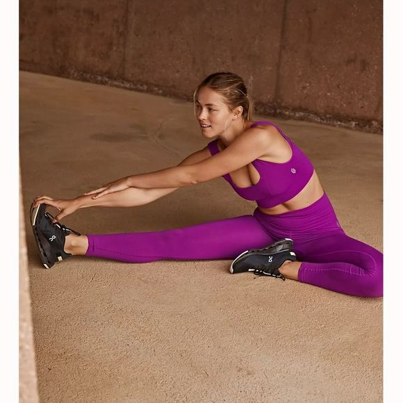 FREE PEOPLE | ✨NWOT✨ Good Karma Leggings in Vivid Violet * - Picture 3 of 6